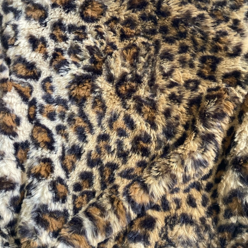 Me Jane Mini leopard print fuzzy little jacket size 2T - Picture 5 of 6
